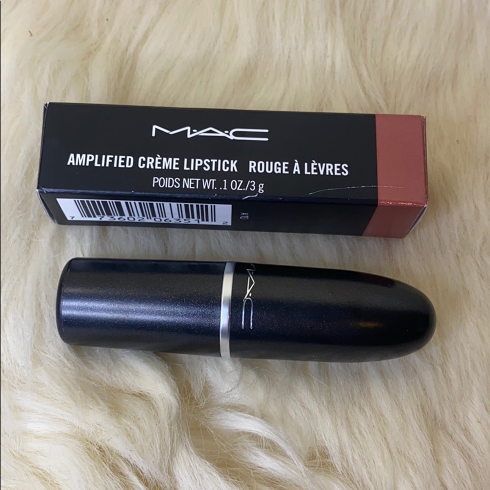 2/$25 💄MAC Fast Play Amplified Creme Lipstick 💄 - Picture 6 of 8